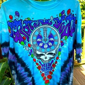 Grateful Dead shirt